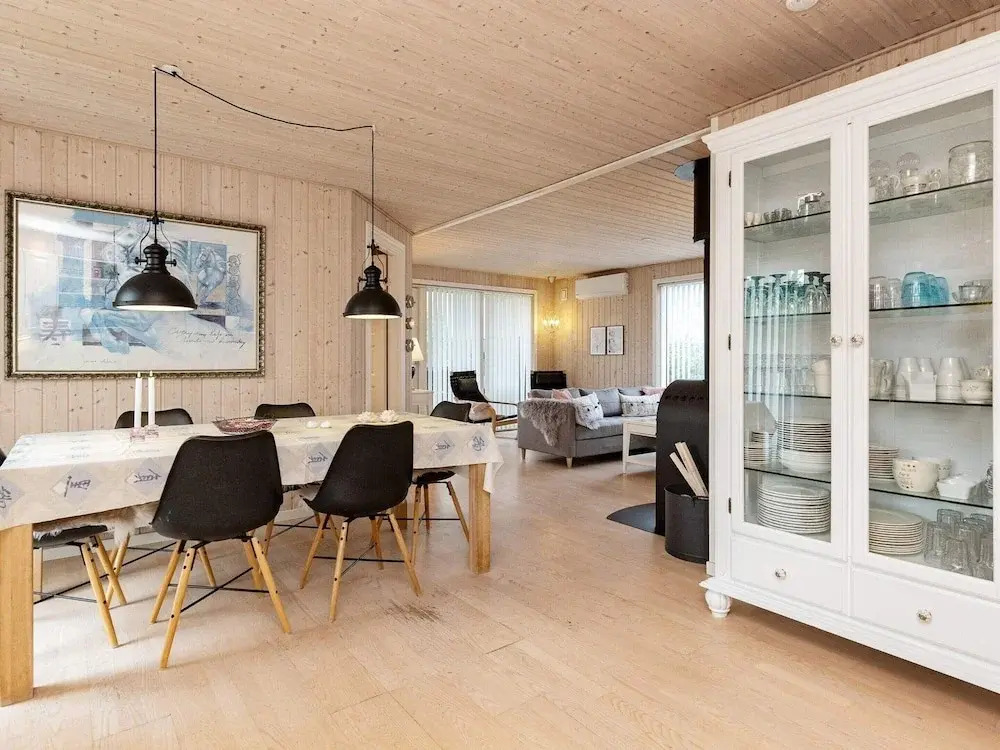 9 Person Holiday Home in Humble