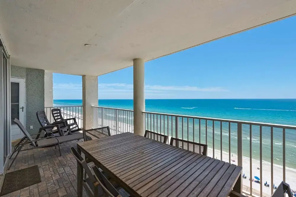 Long Beach Tower 3, 3 Bedroom Apartment