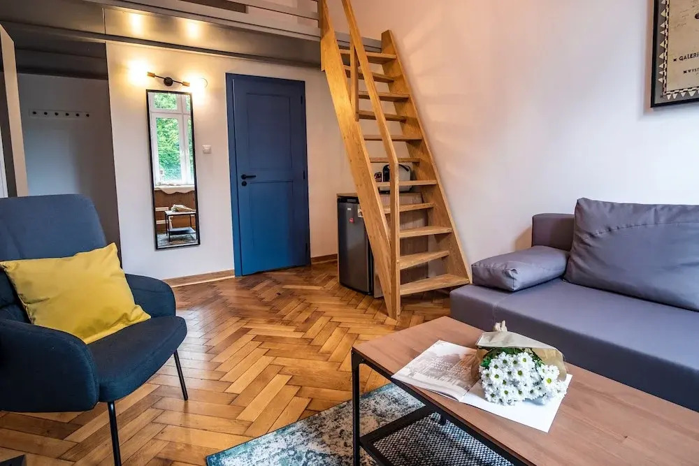 Tower Street Apartments by MB Apartments