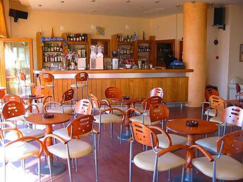 Artemis Hotel