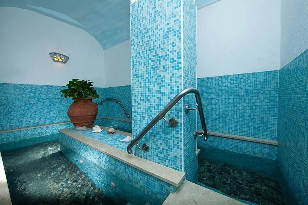 Hotel Monti