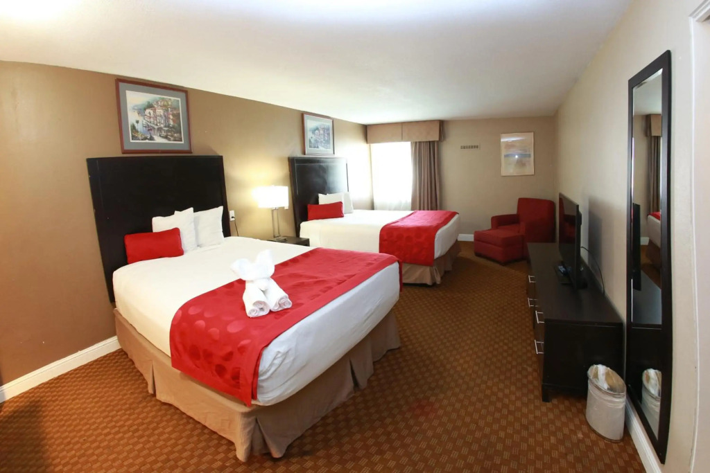 Ramada by Wyndham Fresno North