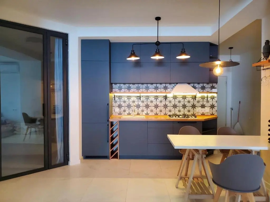 Beach House Gonio