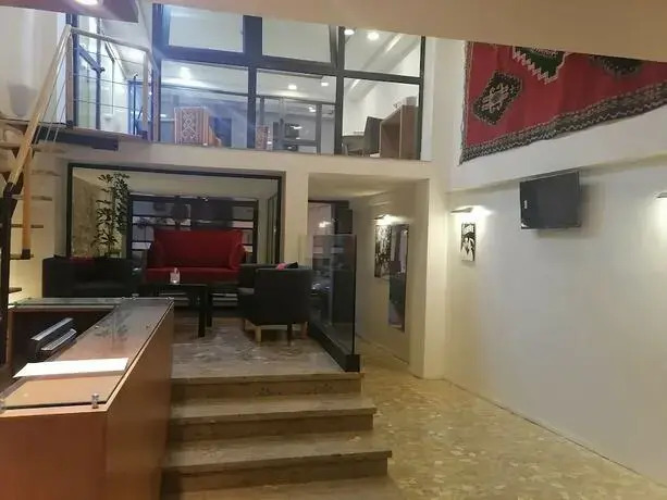 Churchill Residence Suites