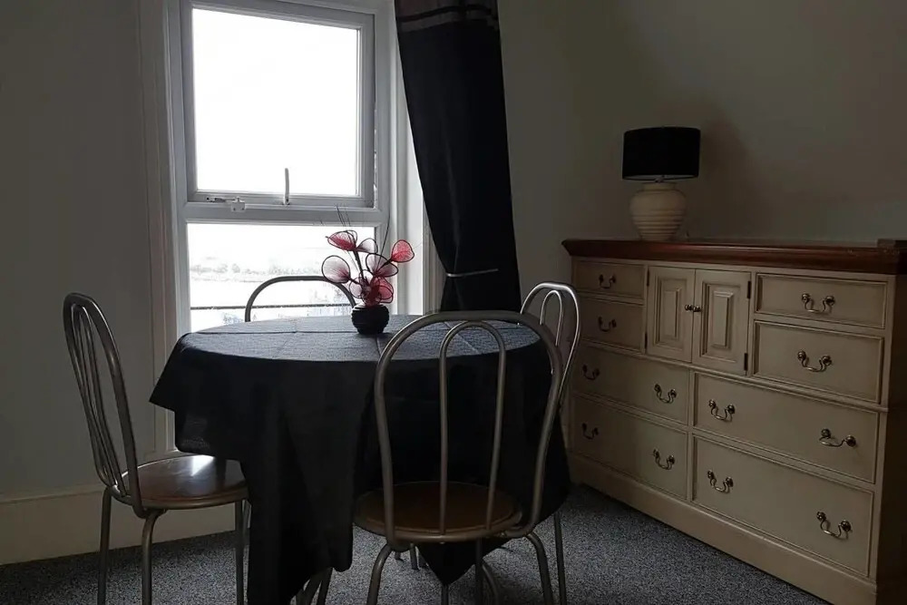Sleeps 6 Fantastic Views