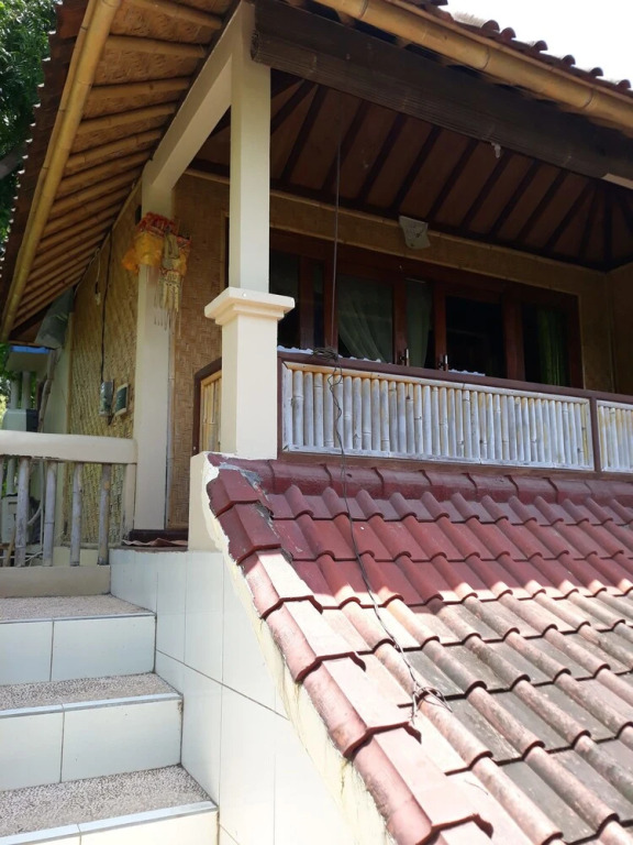Om Shanti Cottages