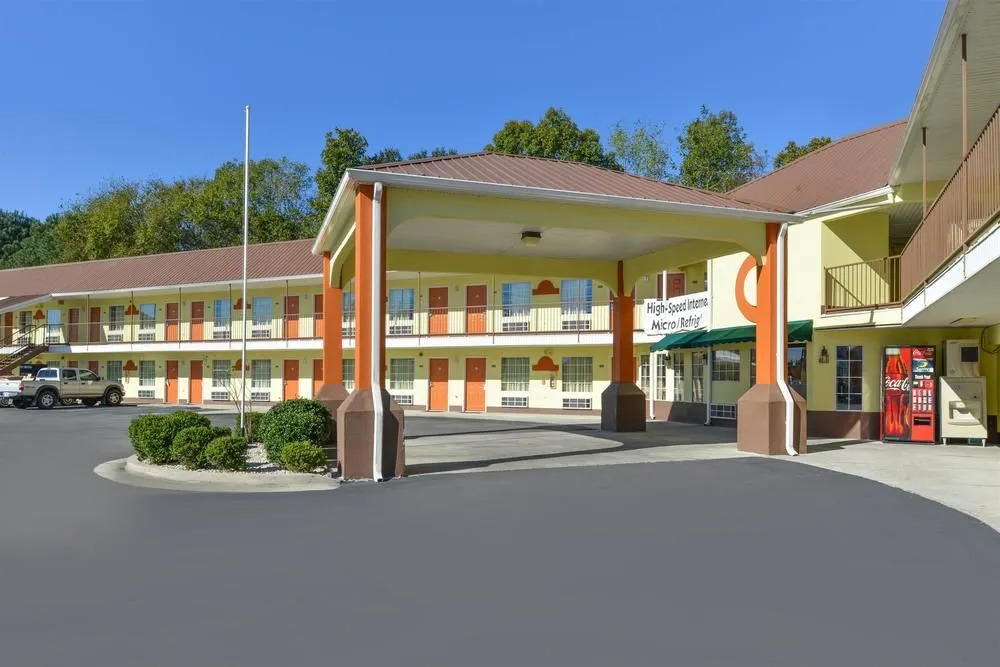 Americas Best Value Inn & Suites
