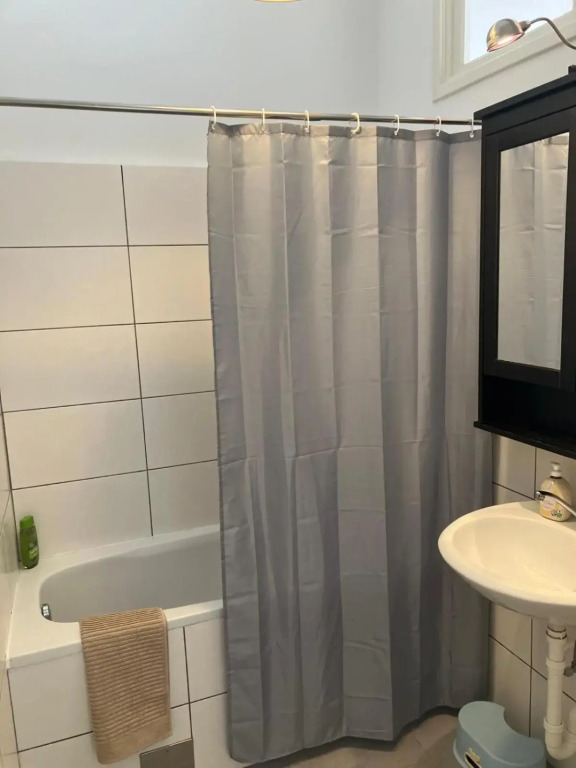 Ruhige Wohnung in Helenental