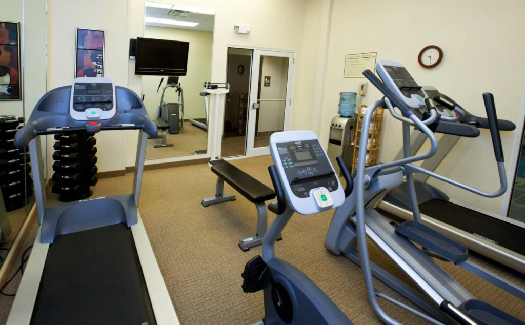 Holiday Inn Louisville Airport - Fair/Expo by IHG