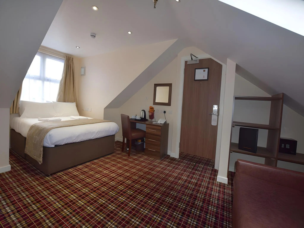 Lucky 8 Hotel