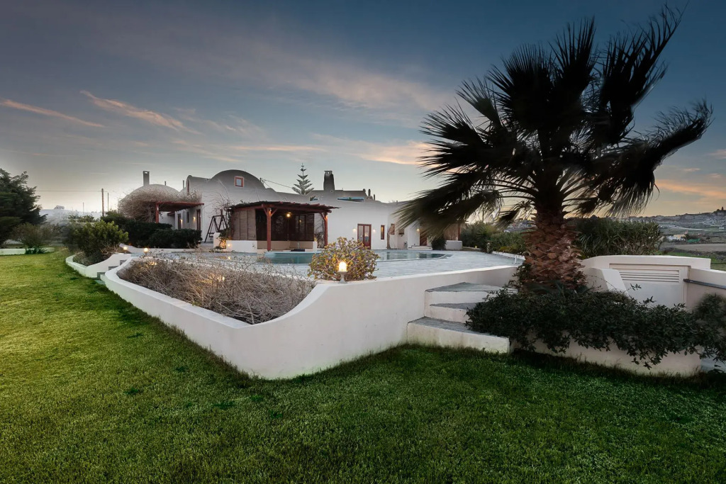 Aquaria Villa