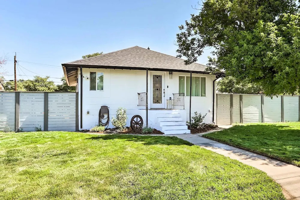 Denver Retreat w/ Yard ~ 4 Mi to Downtown!