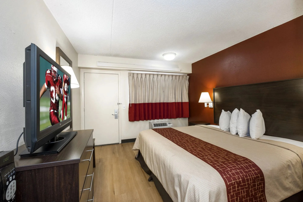 Studio 6 Suites Shreveport, LA Industrial Loop