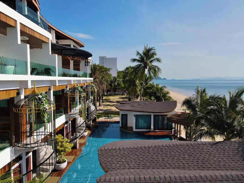 Hotel Villa AoKhanom Beachfront