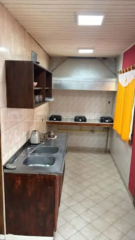Hostal Leolei