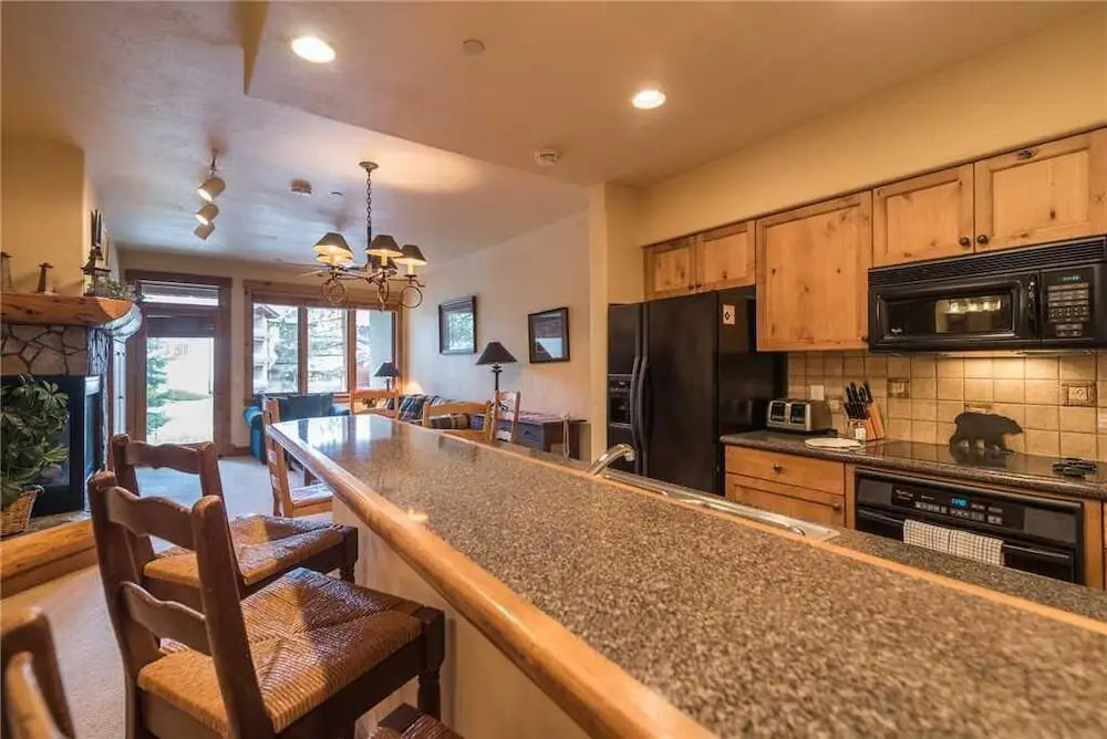 Tl2112 Easy Mtn Living! Very Convenient Location! Winter Specials!