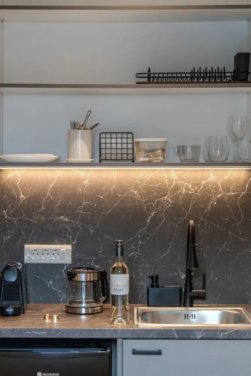 Noma Suites Tolo