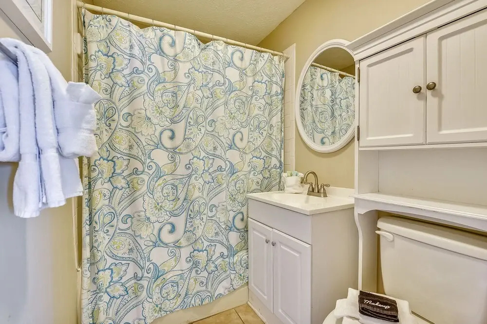 Dolphin Den by Book That Condo