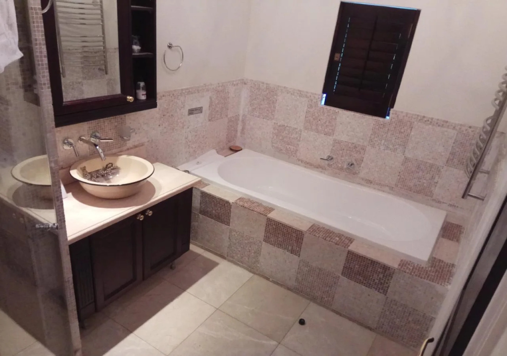 Ridgemor Villa
