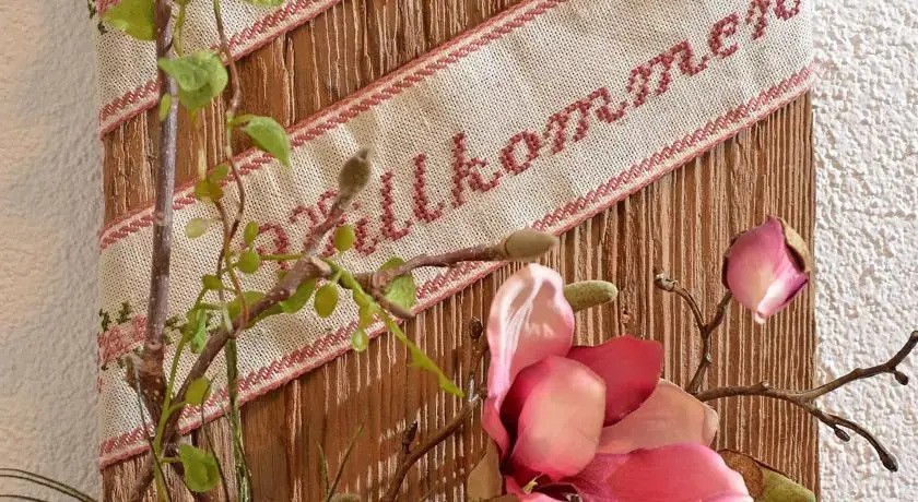 Haus Schneerose