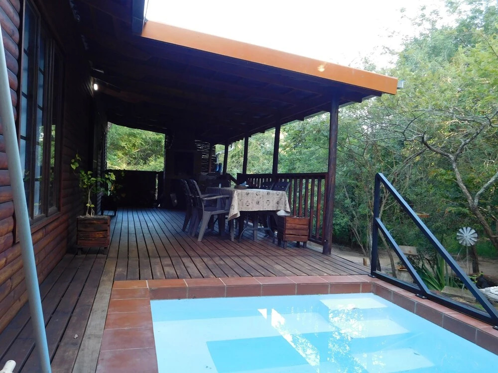 Hout Huisie Wooden House Self Catering Africa Bush Vacation In Marloth Park