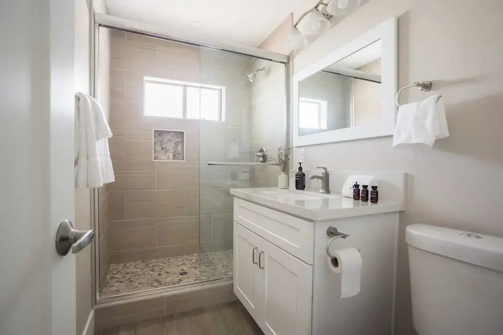 Seashore Buyout by Avantstay Sleeps 21, 7 Spaces