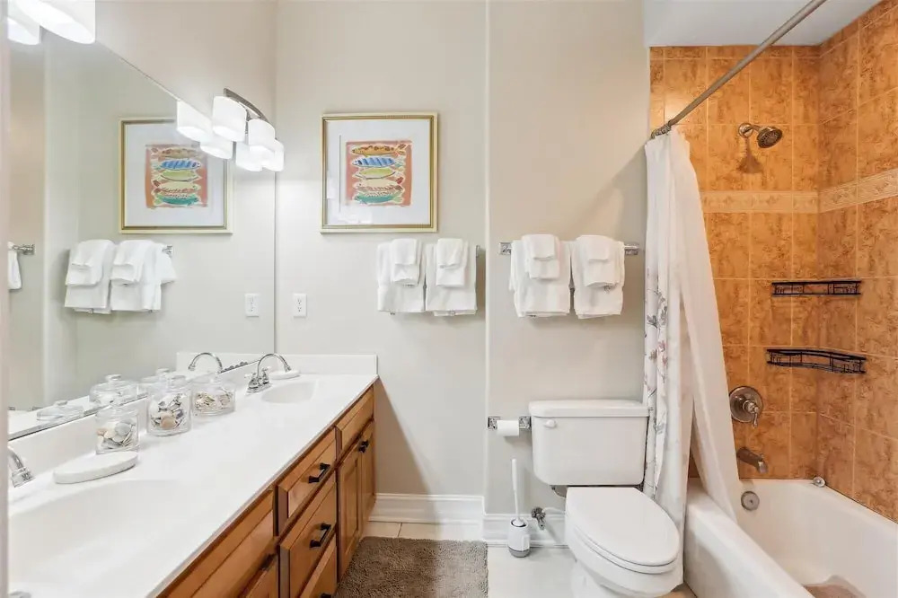 Beachside Bliss: 3BR Coastal Condo w/ Pools & Patio in St. Augustine