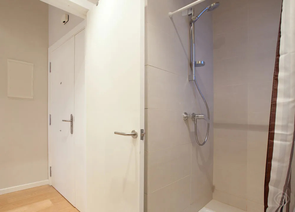 Modern Center Apartments