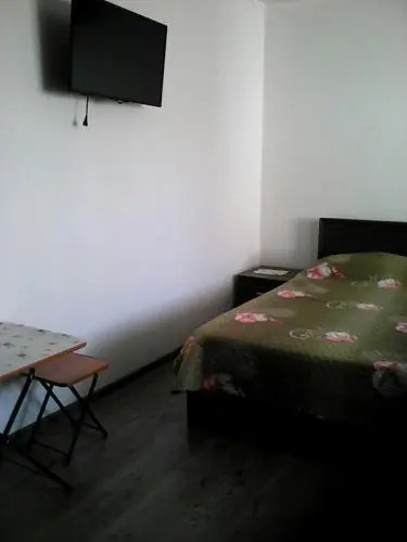 Guest House on Samburova 77