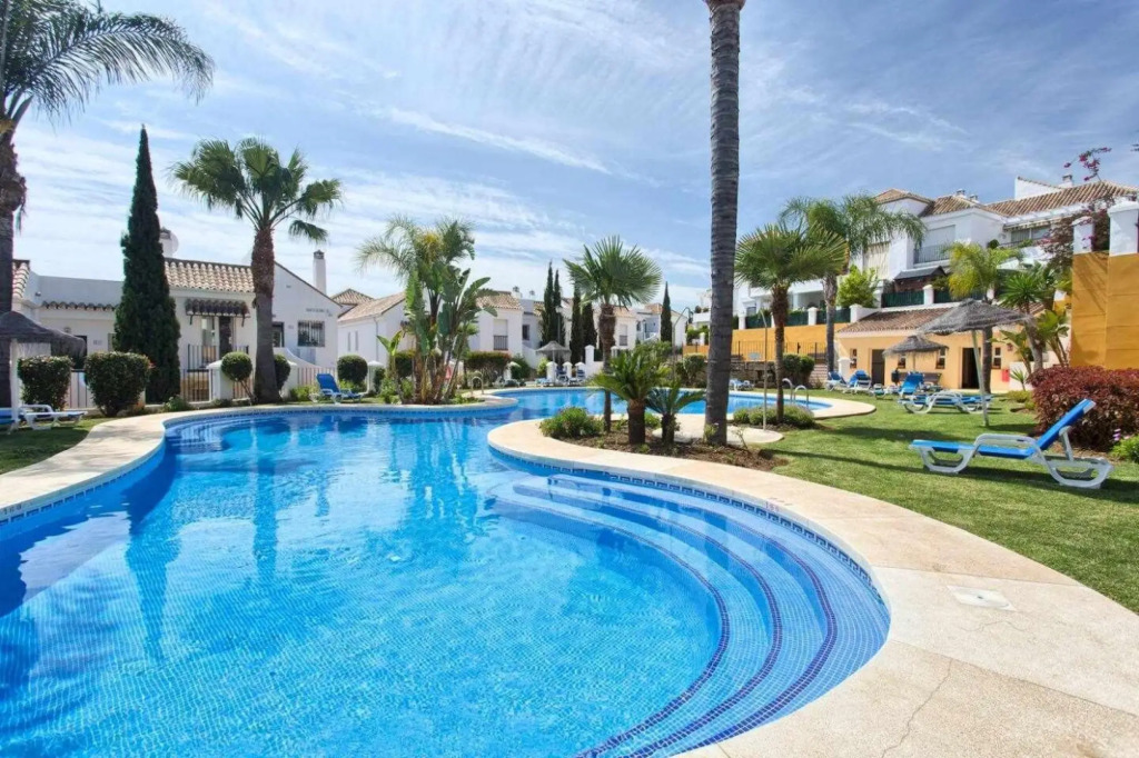 Senorio de Gonzaga Great 2 Bedroom Apartment