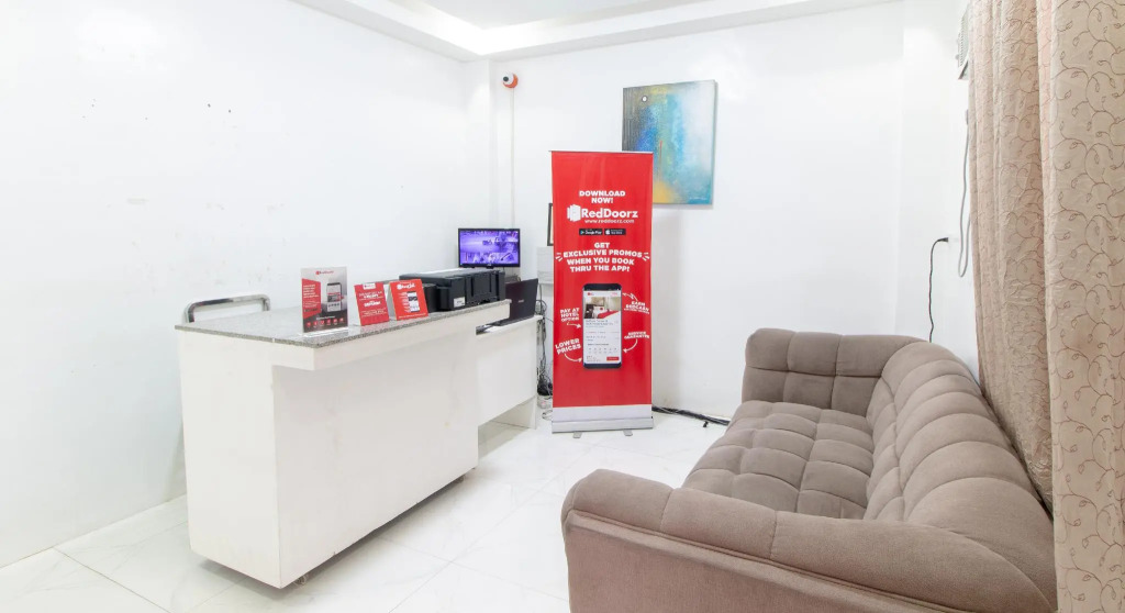 RedDoorz at DBuilders Rooms Lower Bicutan