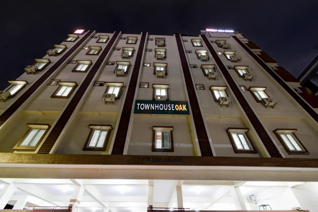 Townhouse Oak Bachupally Medical College Formerly SV Hotels