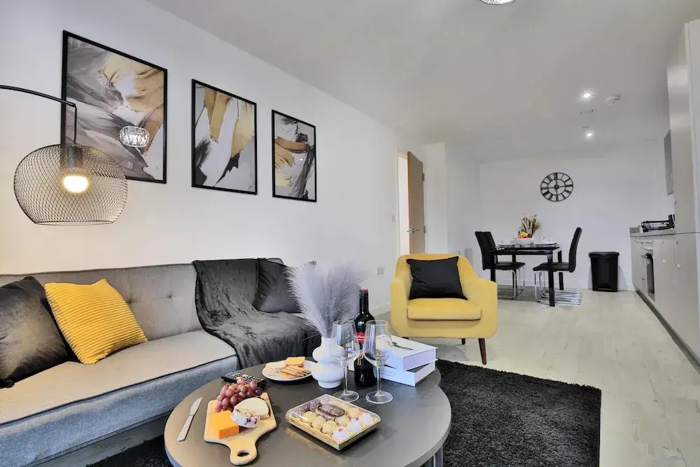 Manchester - 2-bed Apartment - Sleeps 4 - Wifi