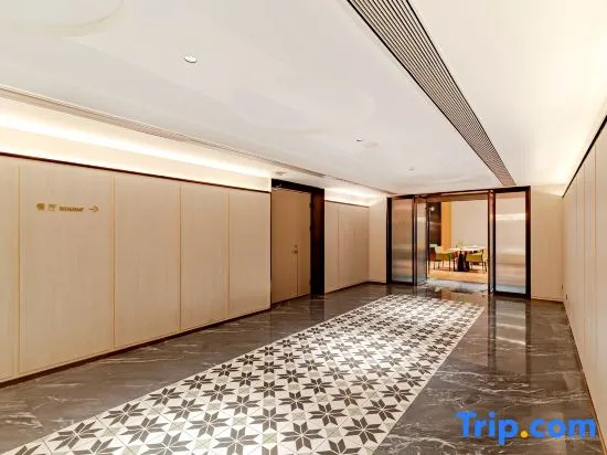 Yi HOTEL