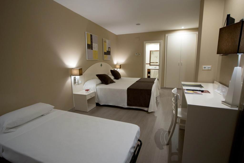Hotel Torico Plaza