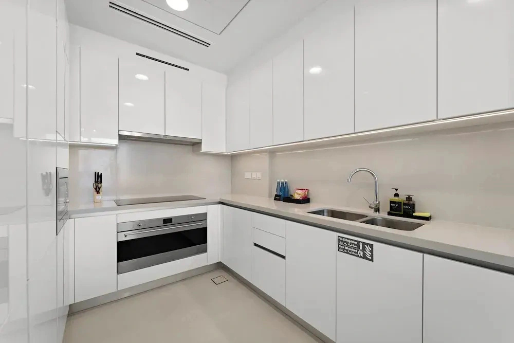 2BR M Peaceful Yet Central Dubai