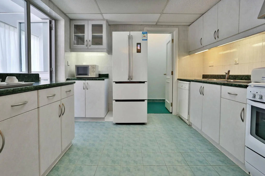 Apartments At Lido Place