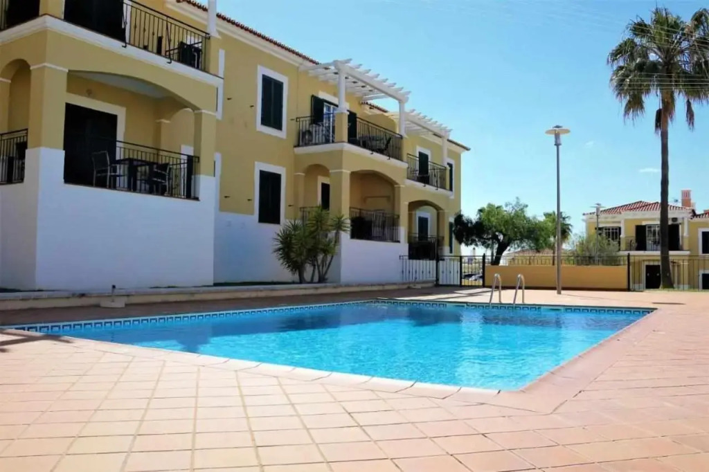 AlgarveSand - Beautiful House with pool near the beach