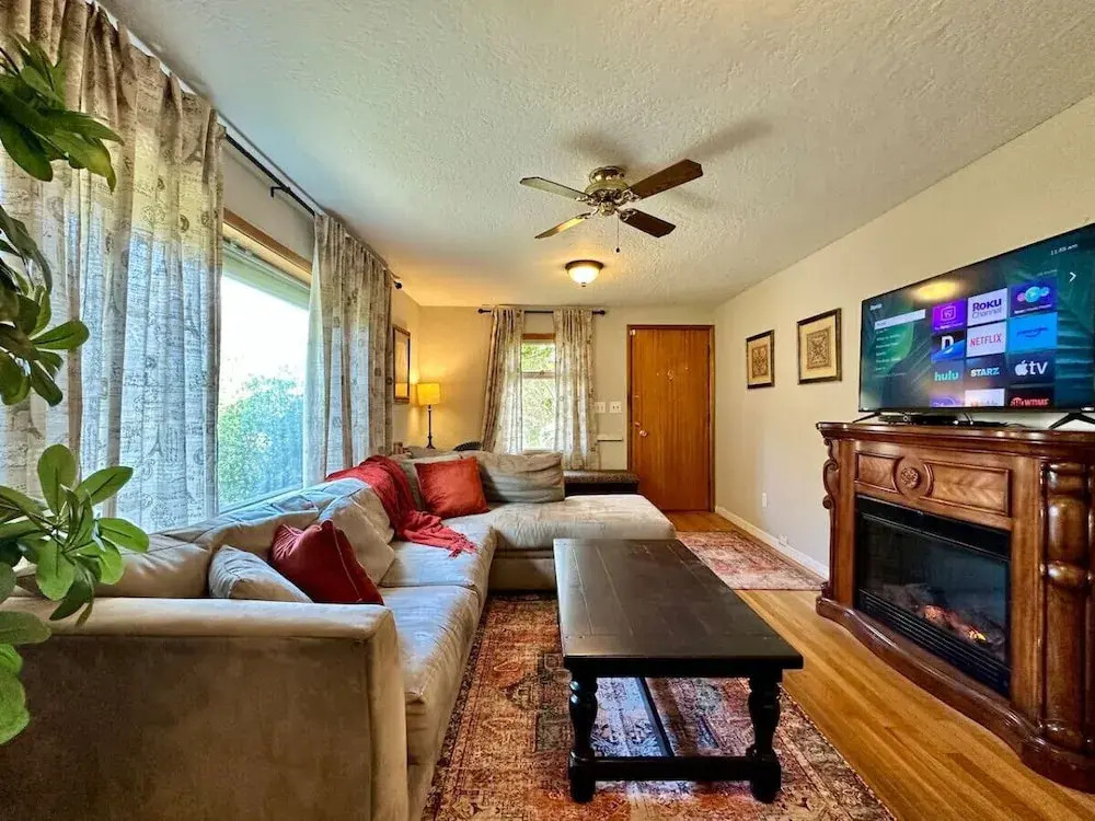 Seattle's Starlight Bungalow