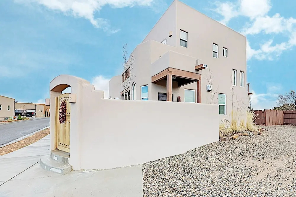 New Listing! Adobe W/ Mountain Views 3 Bedroom Home