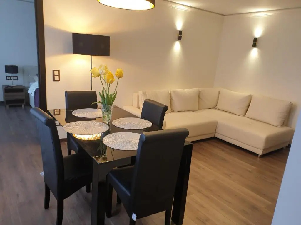 MARBEO 5 star luxury suites - Elkonu