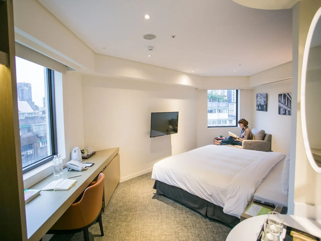 Royal Inn Taipei Linsen - Huashan 1914 Creative Park