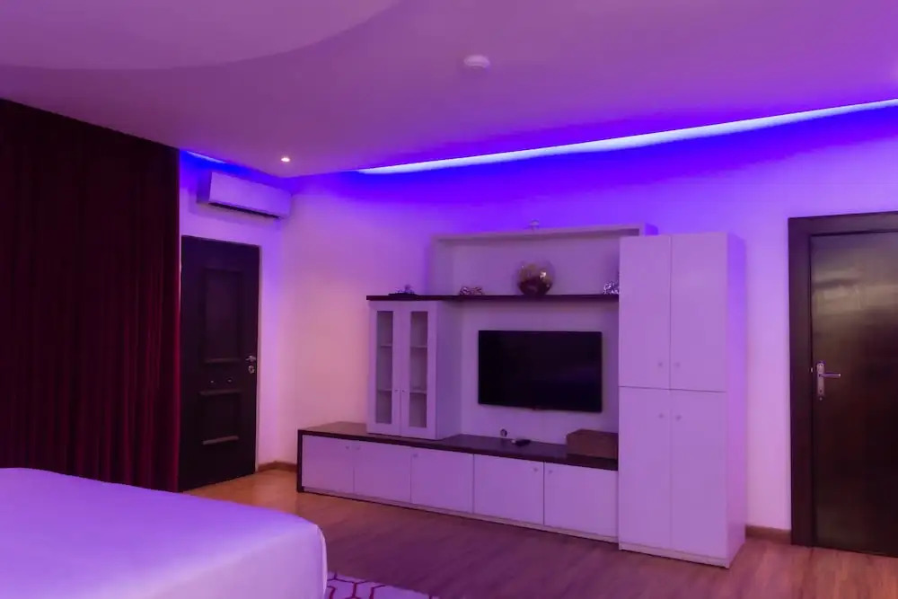 Shartell Villa Jos