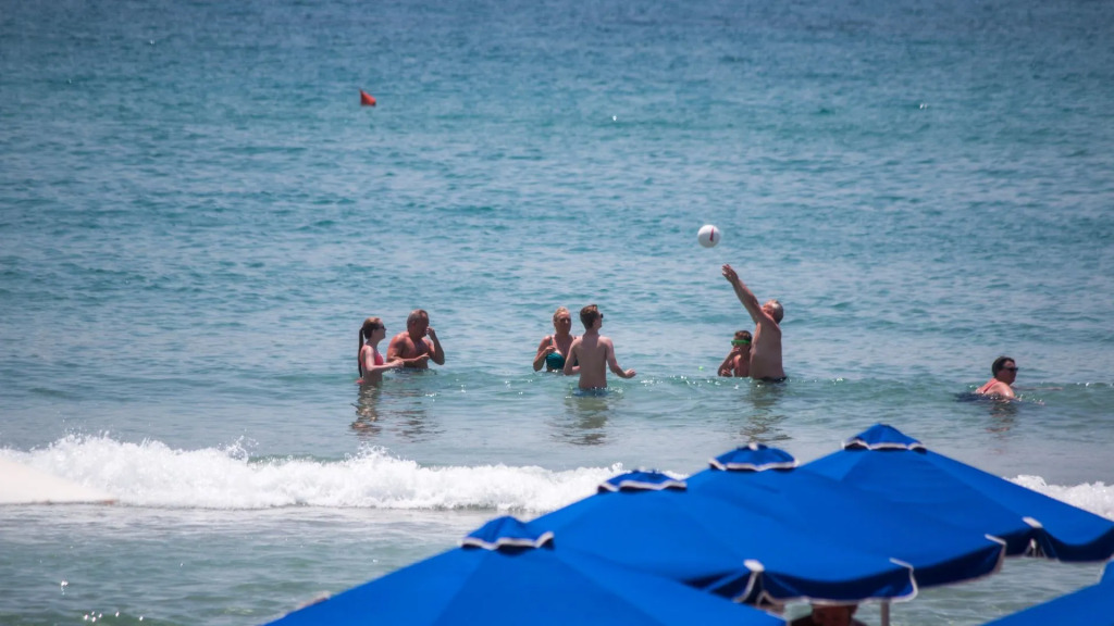 Ippokampos Beachfront