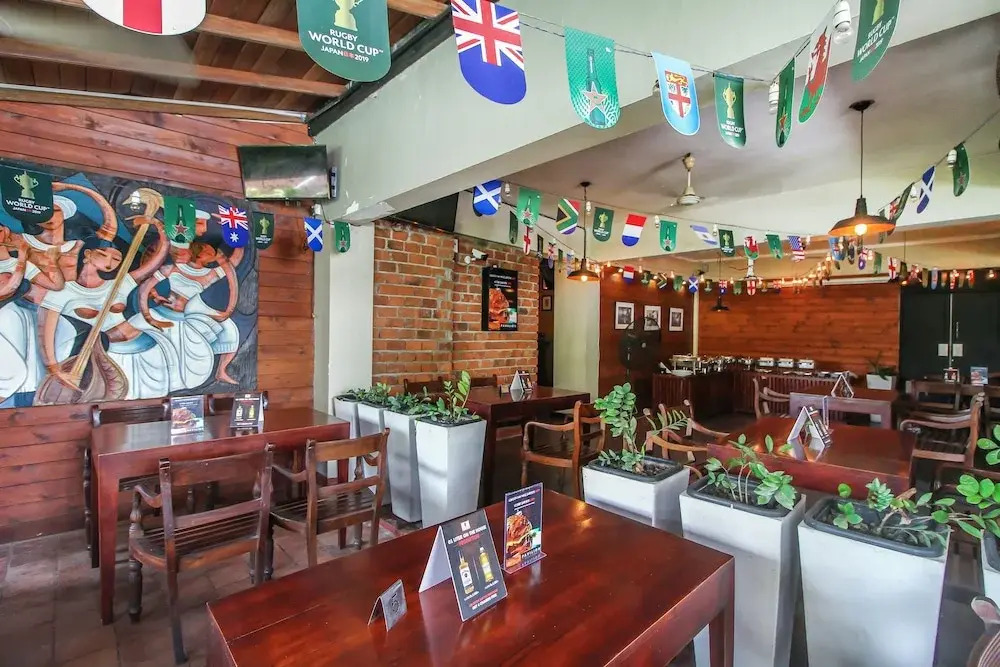 The Lion Pub & Hotel