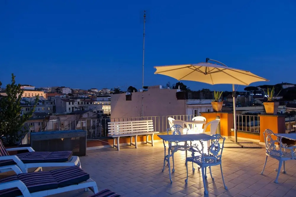 Centini Toni Suite Luxury Rooftop