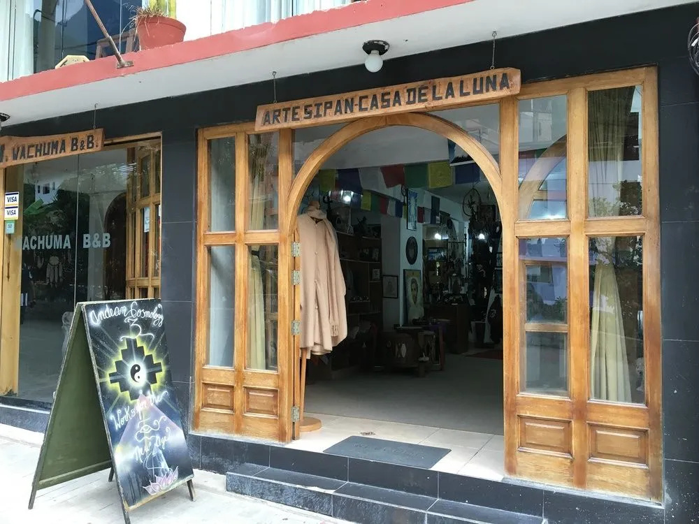 Hostal Wachuma B&B