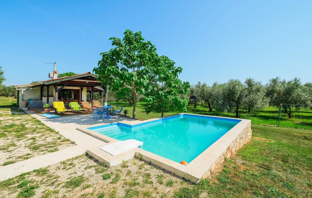 Stunning Home in Rovinj With Outdoor Swimming Pool, Wifi and 1 Bedrooms
