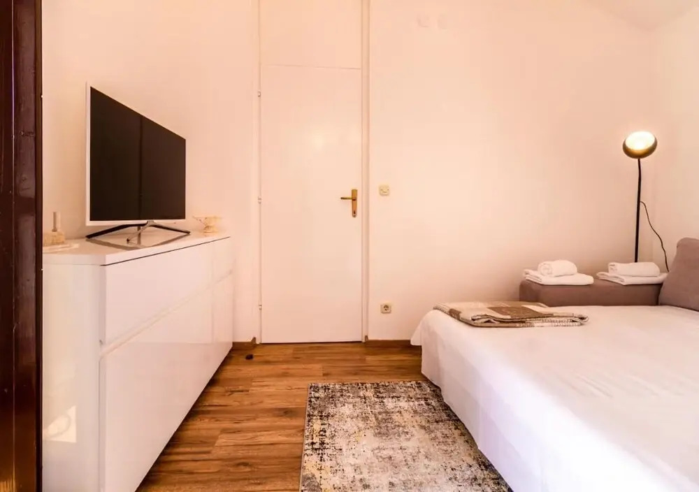 Branka - 50 m From Beach - A1