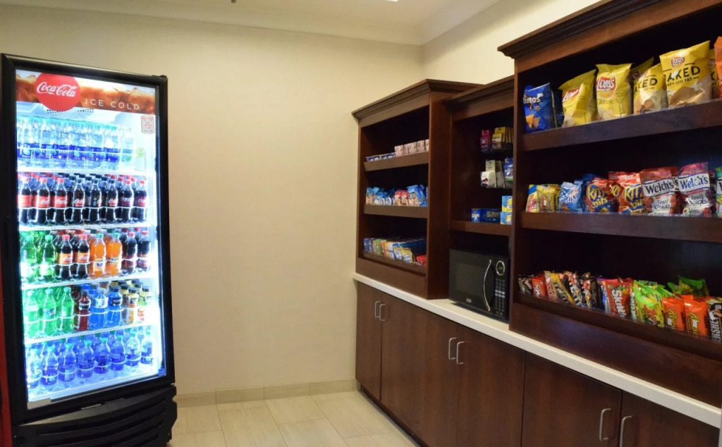 Holiday Inn Express Hotel & Suites Rochester Webster by IHG